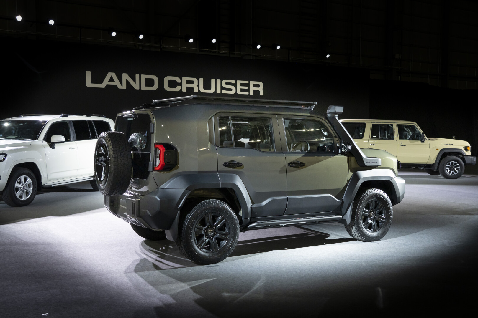 TOYOTA UNVEILS NEW LAND CRUISER FJ IN JAPAN, SMETechGuru