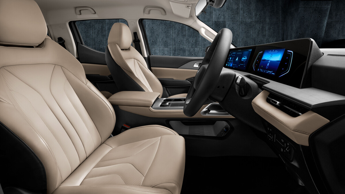 The Changan Hunter REEV: The World's First Range Extender EV Bakkie