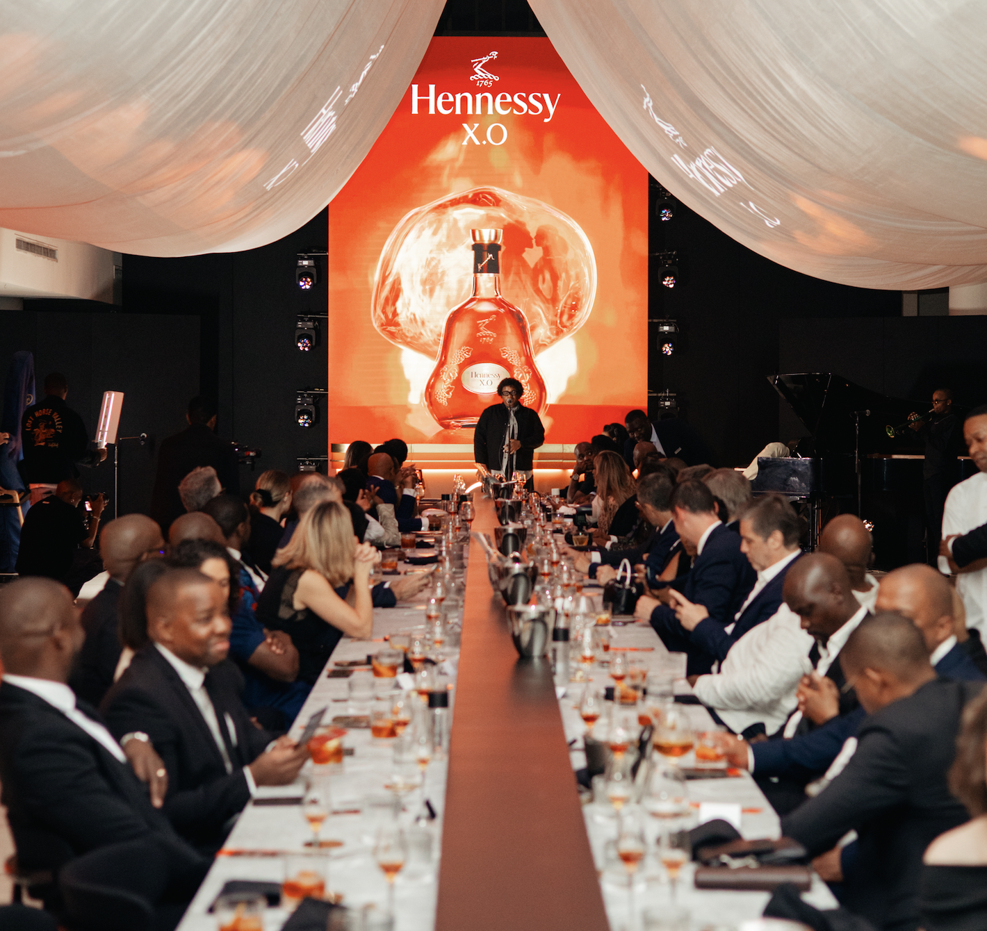 Hennessy Unveils New X.O Carafe 
Through a Multi-Sensory Odyssey in Johannesburg