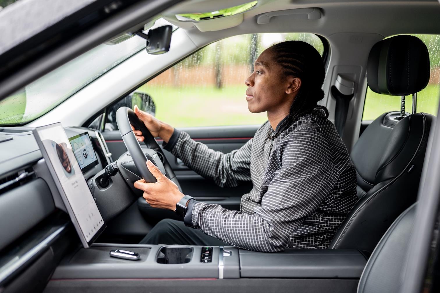 Caster Semenya takes the wheel as JAECOO's brand ambassador for the new J7 SHS plug-in hybrid