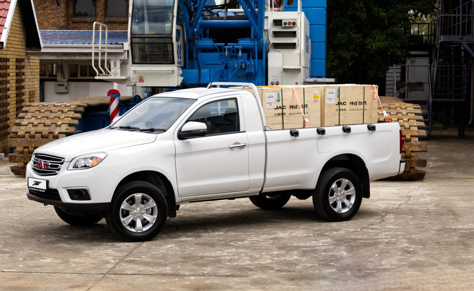 JAC Motors launches T6 2.0L CTi single-cab bakkie, JAC, JAC Motors South Africa, bakkie, UTE, SMETechGuru,