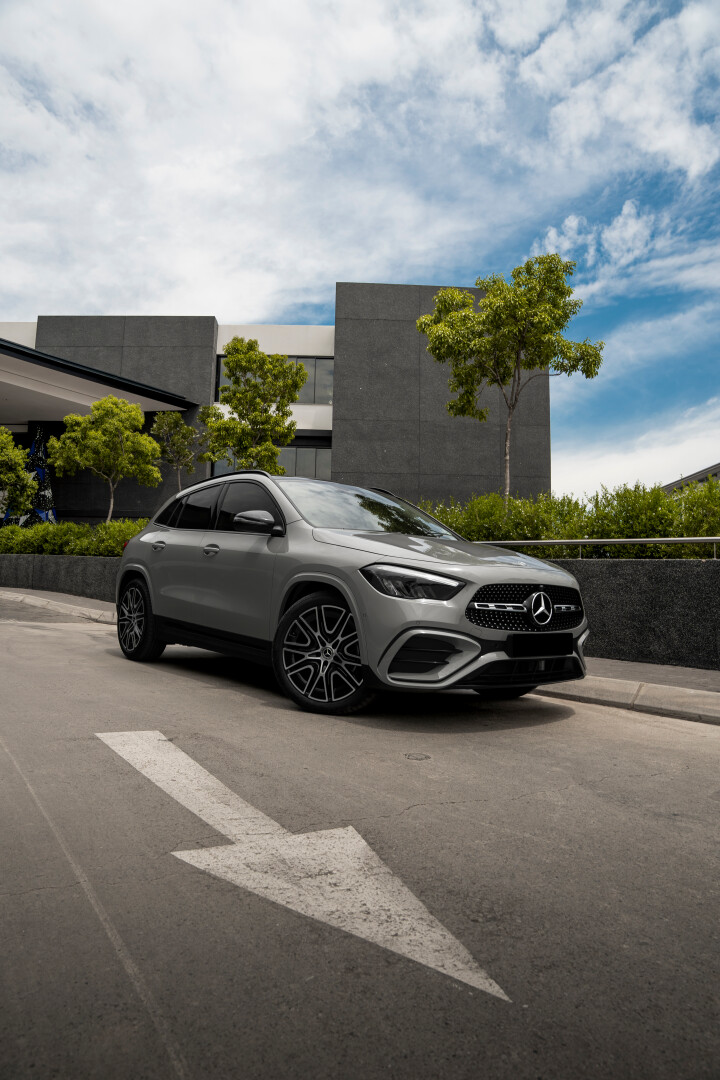 Mercedes-Benz South Africa Introduces the GLA "Night Edition", Mercedes, Mercedes-Benz, GLA, Night package, Mercedes GLA, Mercedes-Benz GLA, SUV, compact crossover, SMETechGuru, luxury SUV, compact SUV,