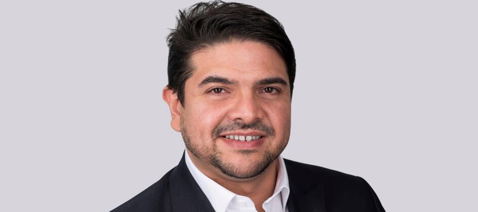 Ramon Villarreal, global architect and payments lead, Financial Services, Red Hat