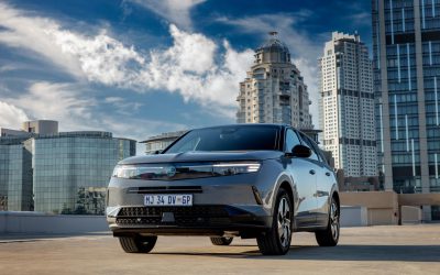 Opel Grandland lands prestigious TopGear award