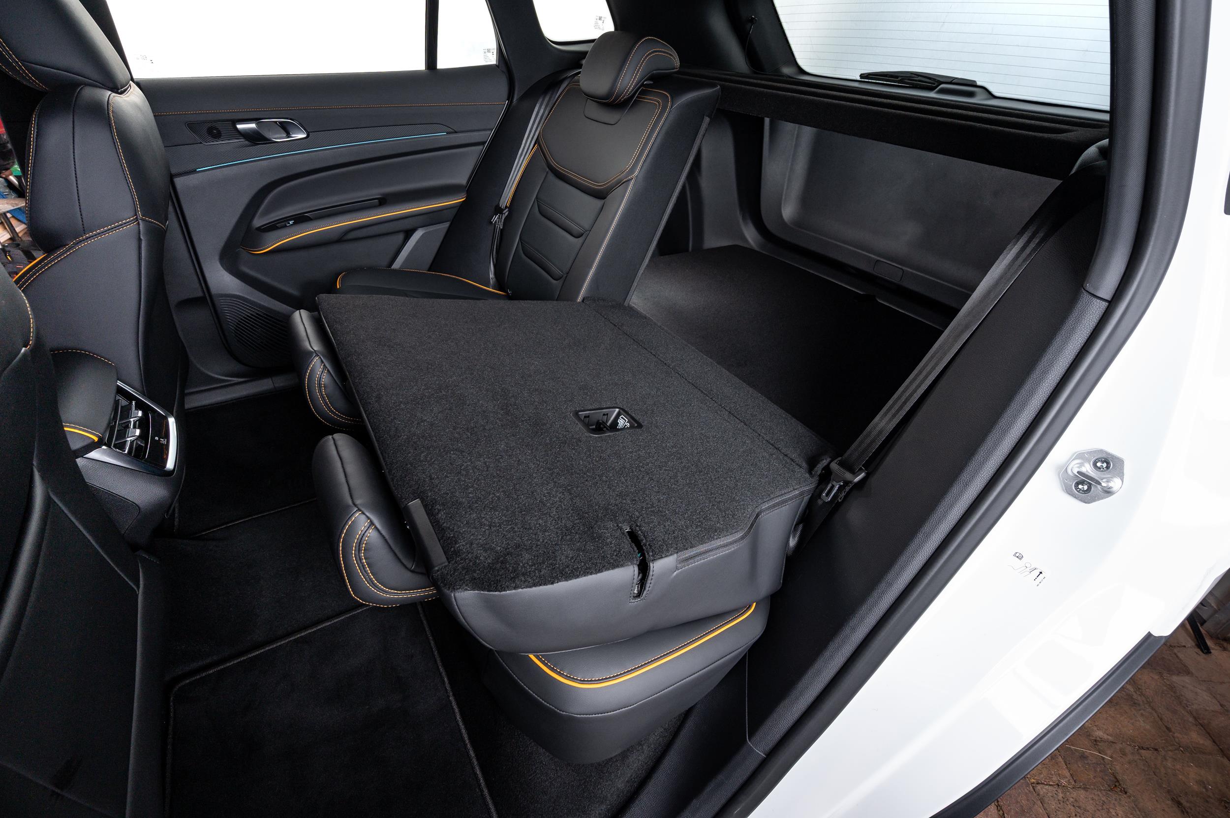 Ford, Ford SA, Ford South Africa, Ford Motor Company of Southern Africa, FMCSA, SMETechGuru, Ford Territory, Territory, Territory Dark Edition, Ford Territory Dark Edition, family vehicle, Blue Oval, SUV, compact SUV, compact crossover,