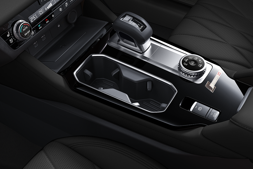 Mitsubishi marks 25-years of Outlander with ultra-limited Edition 25
