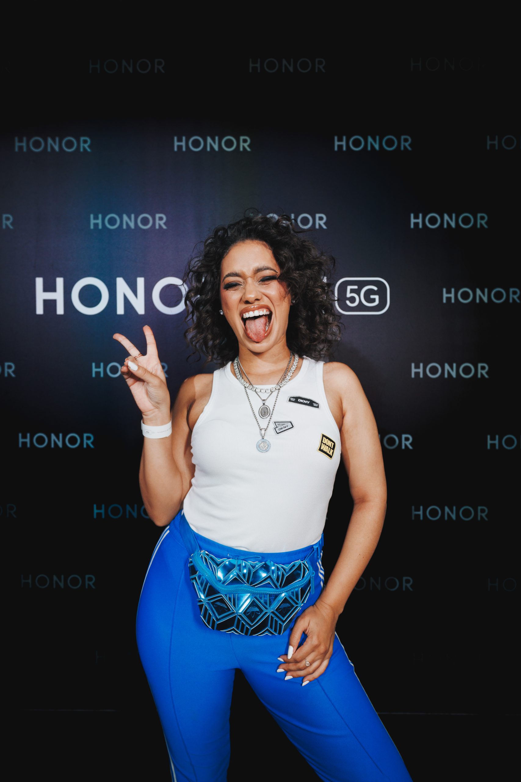 HONOR X9d launch press release: HONOR Turns Durability into a Live Spectacle With the R9 999 HONOR X9d 5G Unbreakable Challenge