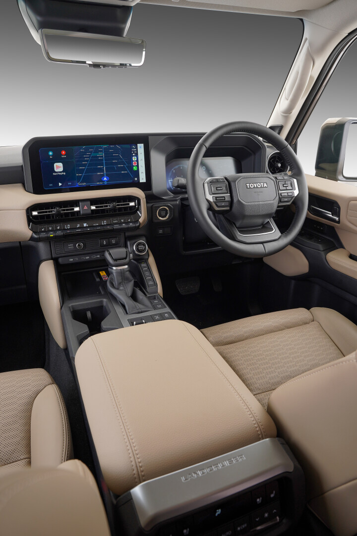 Toyota South Africa LAND CRUISER PRADO RANGE EXPANDS WITH THE RETURN OF VX-L