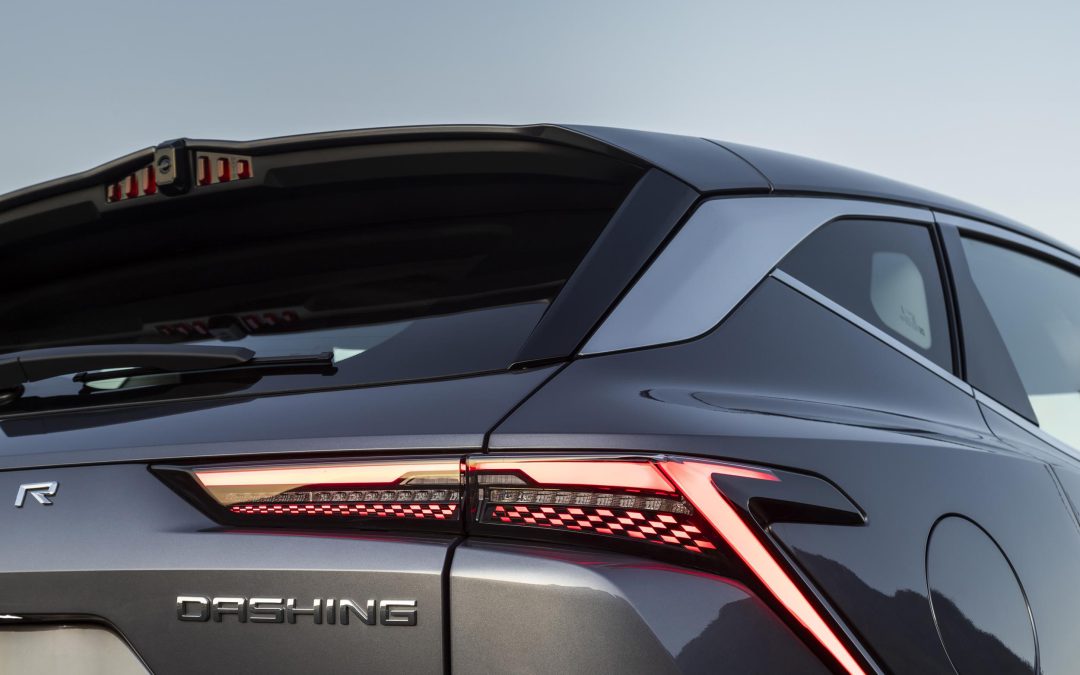 THE DYNAMIC DESIGNER BEHIND THE DASHING