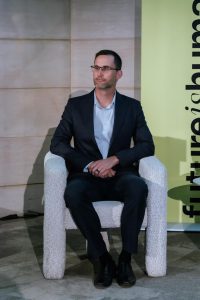 Hyundai Invests in AI Tools and Skills to Prepare Employees for the Future