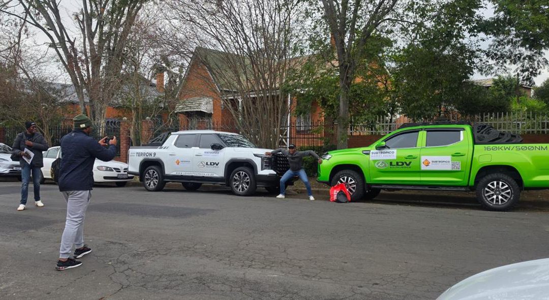 LDV Bakkie Duo Helps To Fuel Performance At World's Largest Ultramarathon