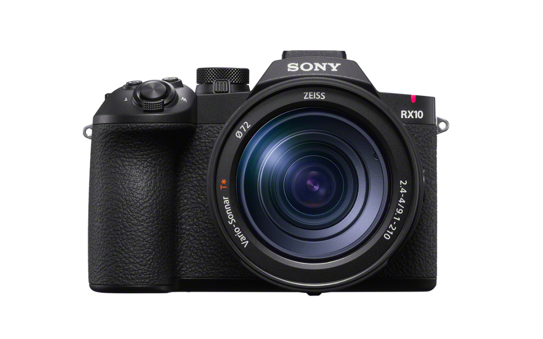 Sony’s New 5th Generation RX10 V – The All-in-One Super Zoom Camera for Everyday, Wildlife, and Sports Photography