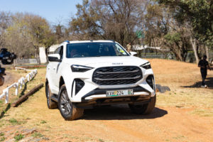 Isuzu Motors South Africa ISUZU MU-X 1.9 LS 4x4: Built for adventure, designed for everyday life