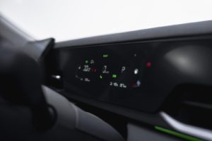 MODA & JAECOO brings hybrid power to the J5 with the all-new J5 SHS