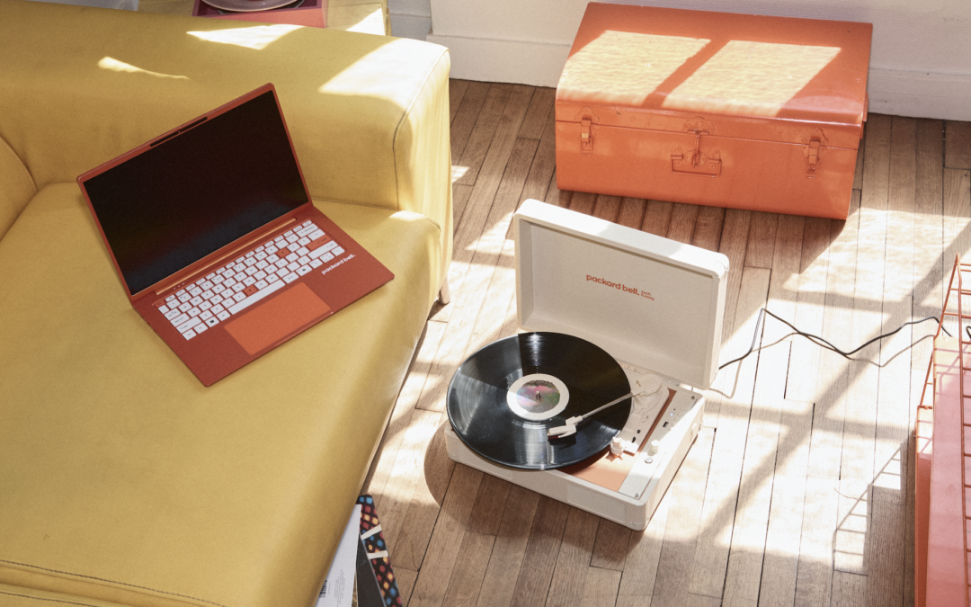Acer Relaunches Packard Bell with Full New Lifestyle Collection to 'Tech It Easy' A historic brand returns with a bold new identity, a full product lineup, and a simple promise: “Tech it easy”.