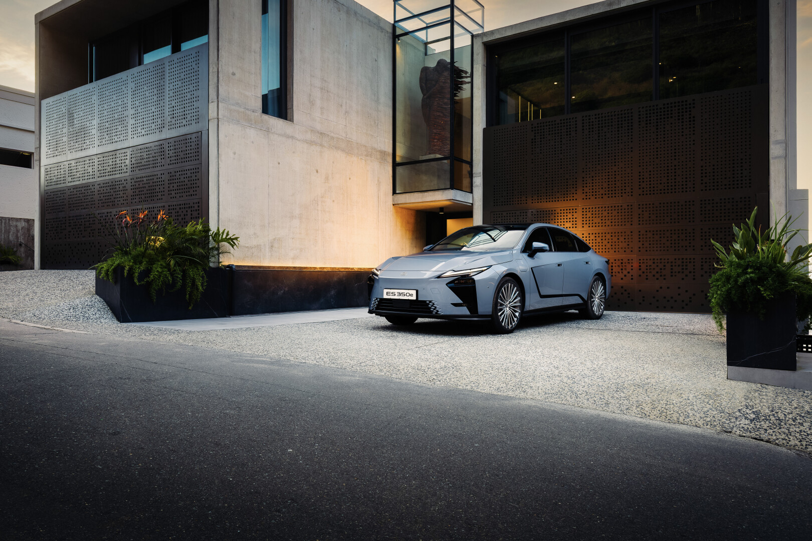 Lexus South Africa
ALL-NEW LEXUS ES: A QUIET REVOLUTION IN LUXURY