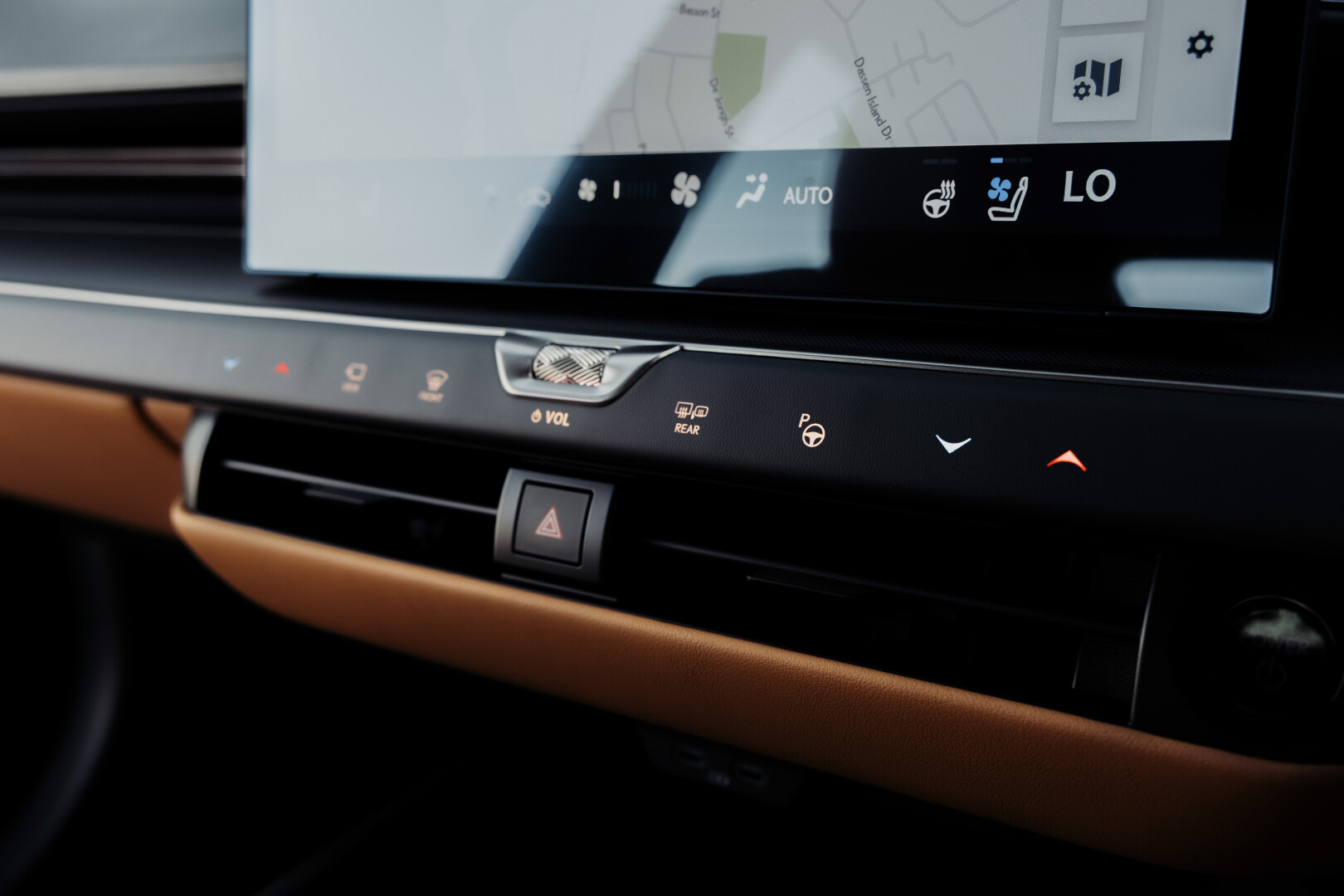 Lexus South Africa
ALL-NEW LEXUS ES: A QUIET REVOLUTION IN LUXURY